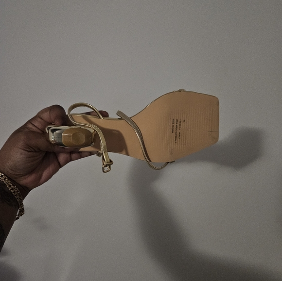Ego Shoes Gold Square Toe Heels - Picture 3 of 3